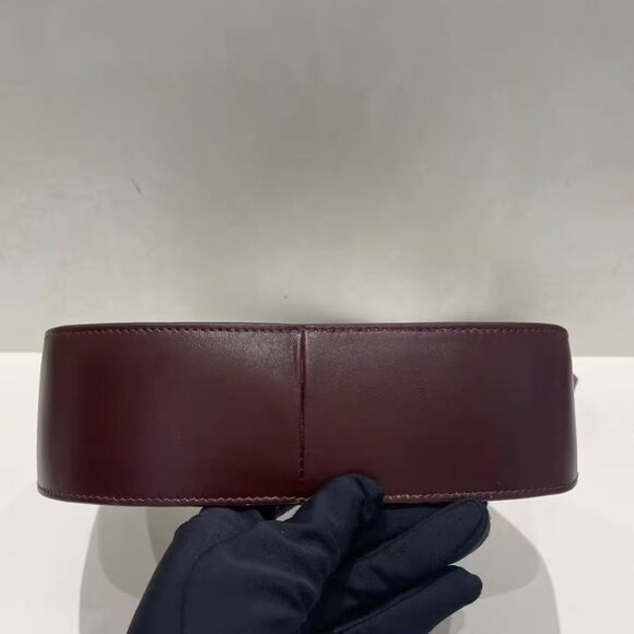 The Row Mini Arc Leather Shoulder Bag - Picture 4 of 5